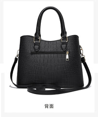 Black Branded Purse 671
