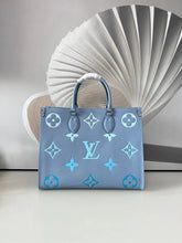 LOUIS VUITTON Empreinte Monogram Giant By The Pool Onthego MM Summer M45718